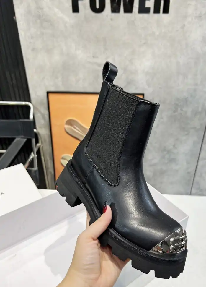 hype Balenciaga Boots