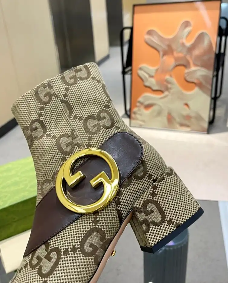 hype Gucci Boots