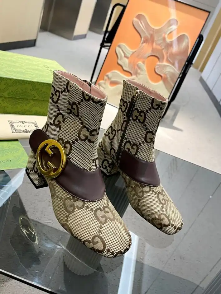 hype Gucci Boots