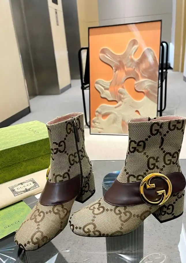 hype Gucci Boots