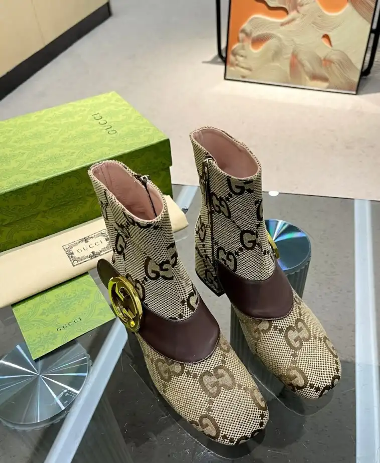 hype Gucci Boots