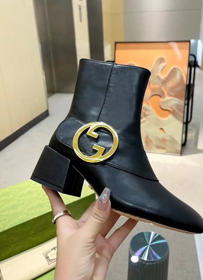 hype Gucci Boots