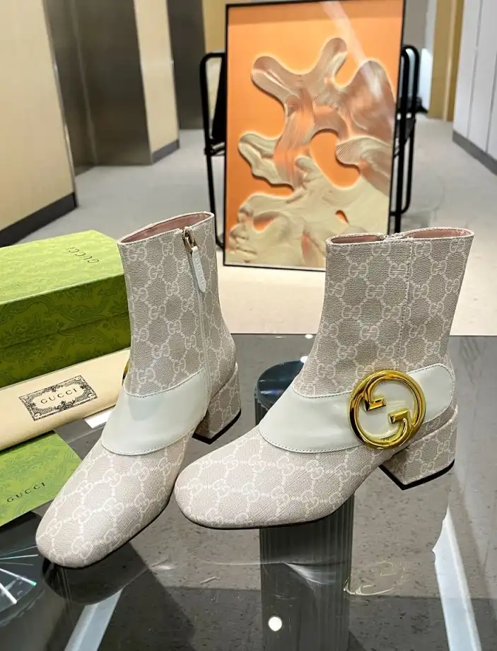 hype Gucci Boots