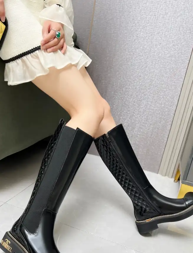 hype Chanel Boots