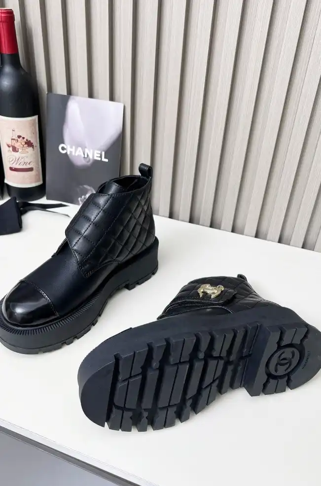 hype Chanel Boots