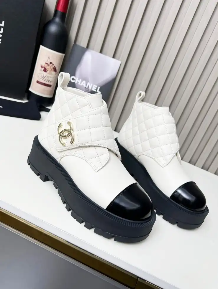 hype Chanel Boots