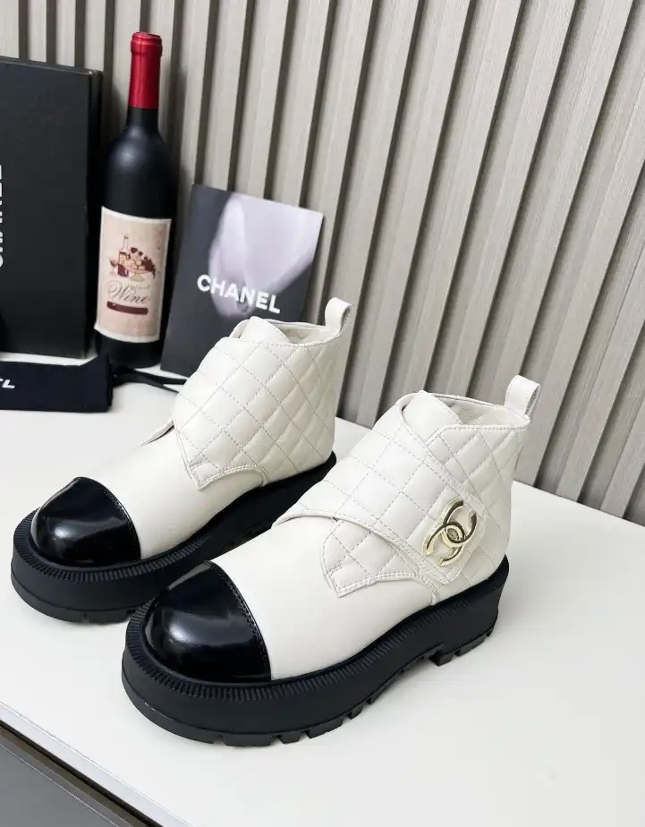 hype Chanel Boots