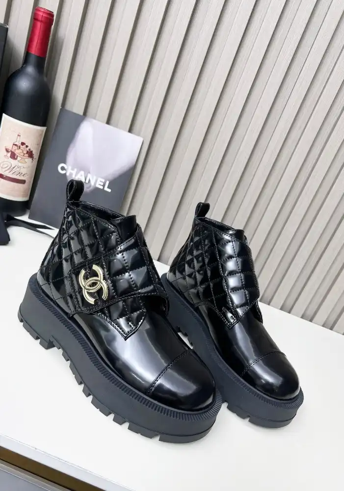 hype Chanel Boots