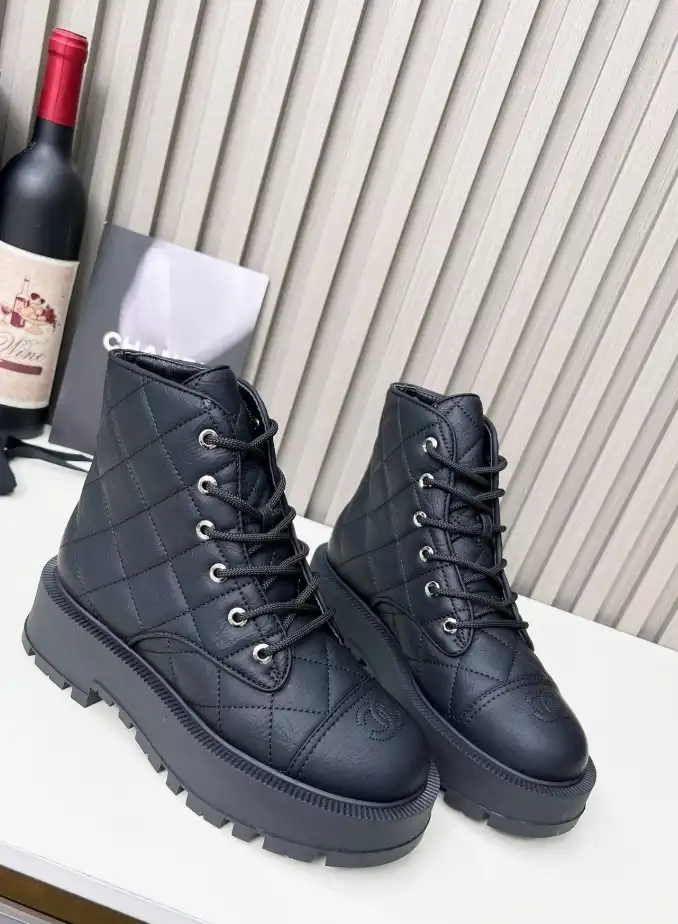 hype Chanel Boots