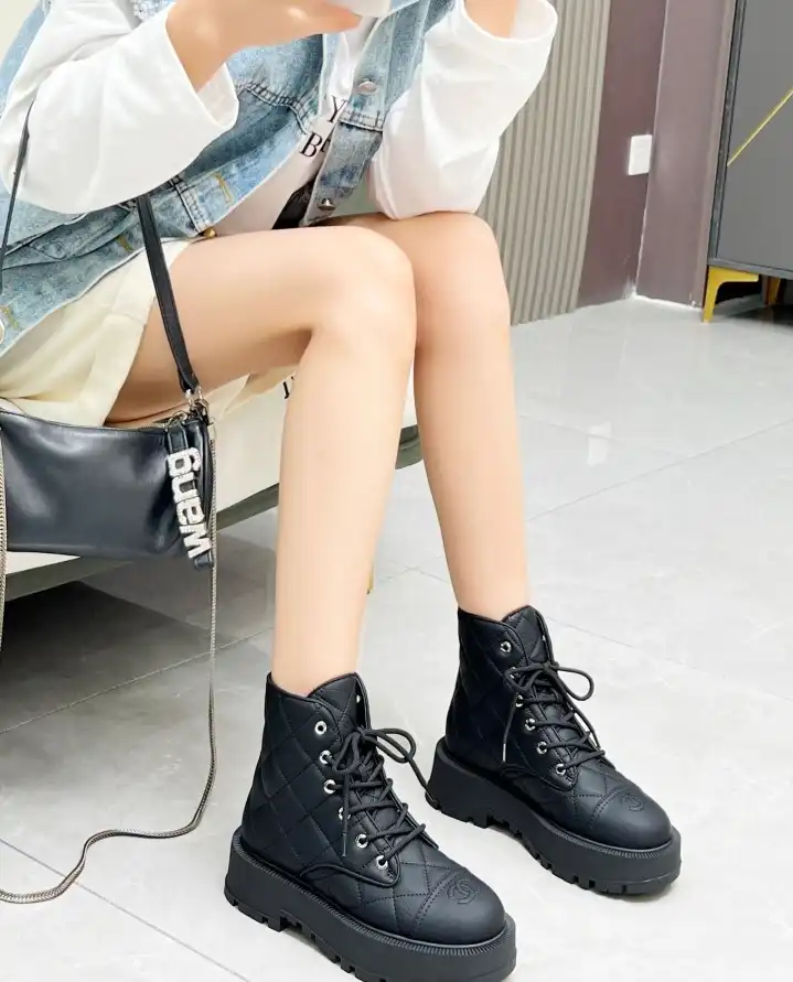 hype Chanel Boots