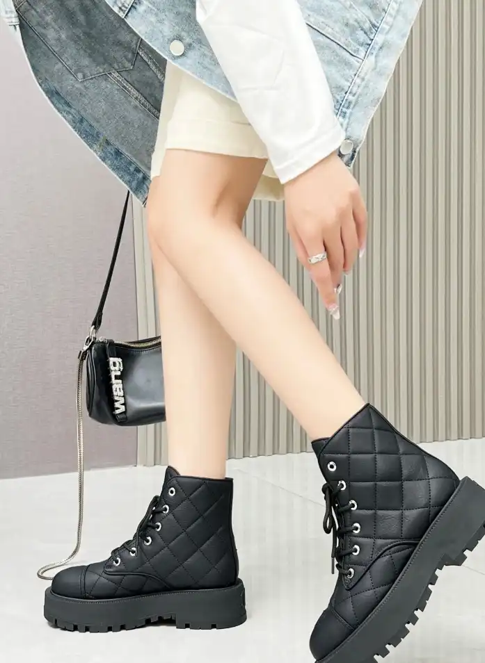 hype Chanel Boots