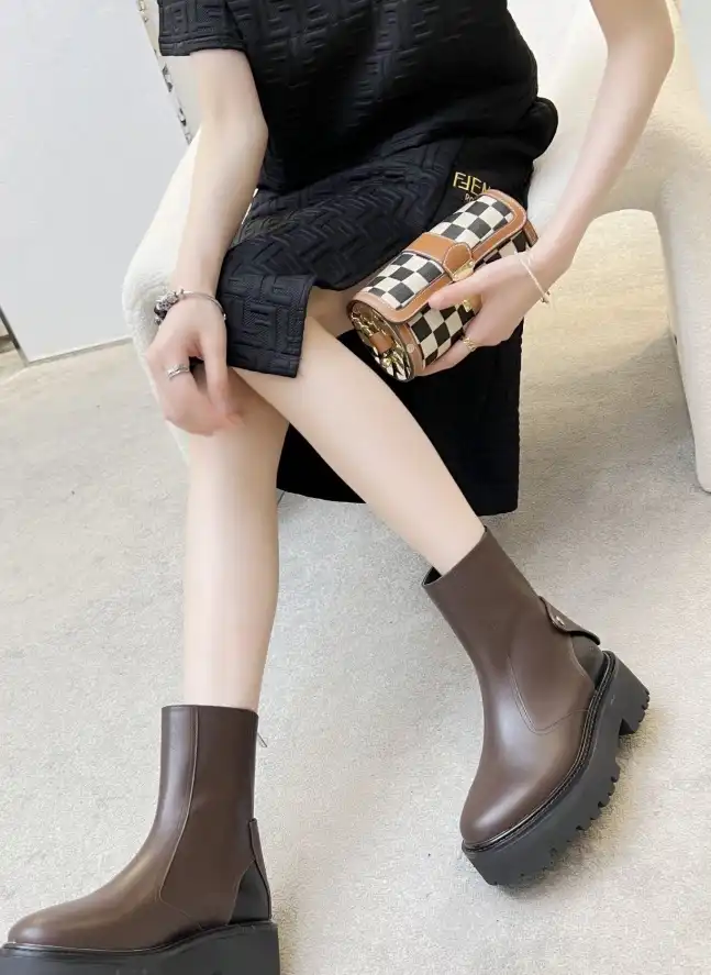 hype Celine Boots