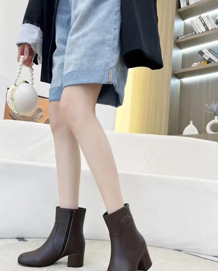 hype Celine Boots