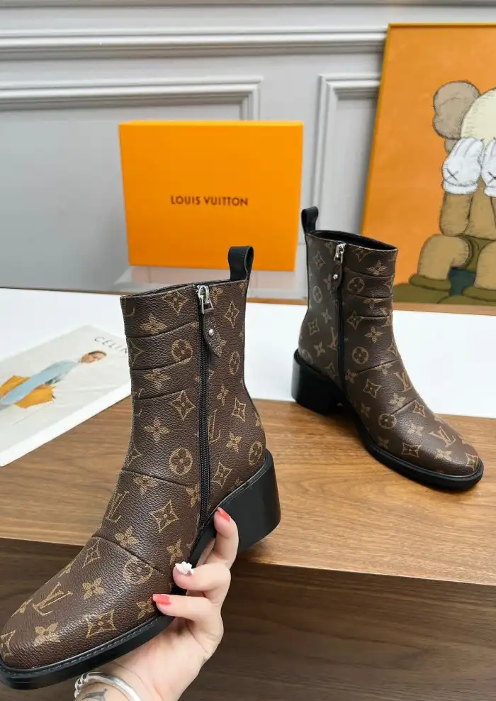 hype LV Boots