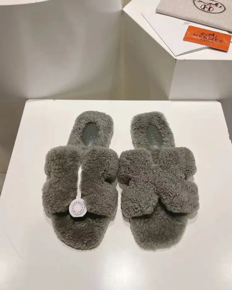 hype Hermes Slippers