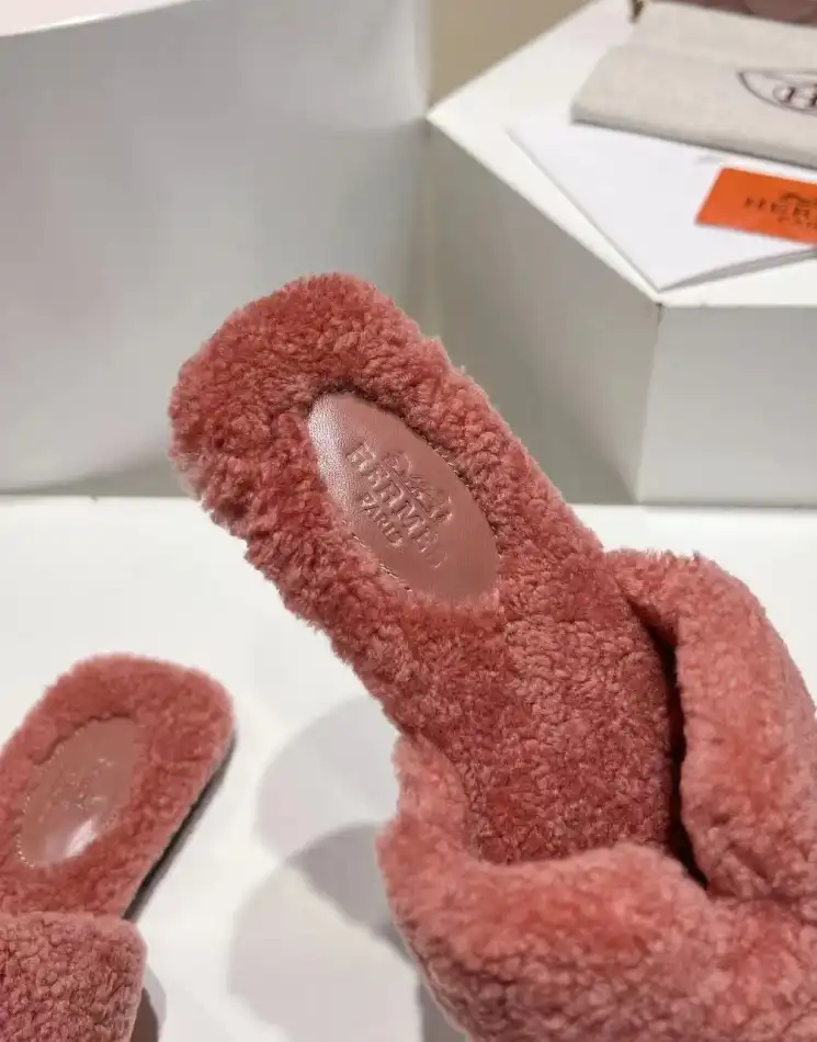 hype Hermes Slippers