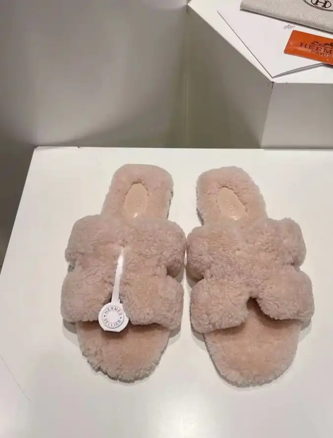 hype Hermes Slippers