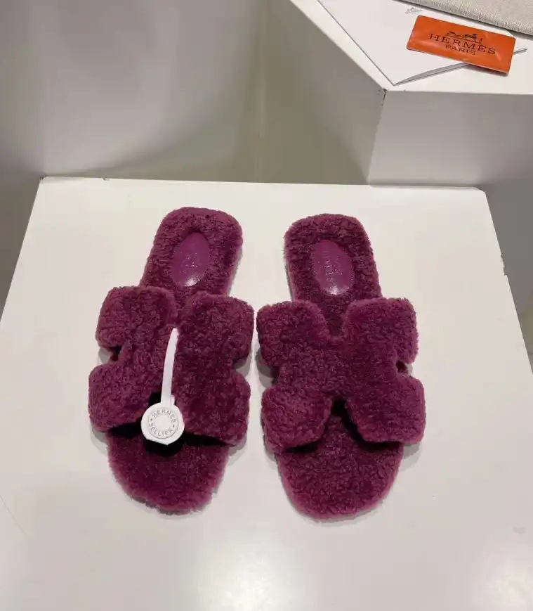 hype Hermes Slippers