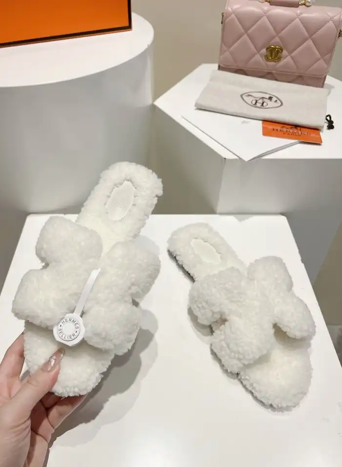 hype Hermes Slippers