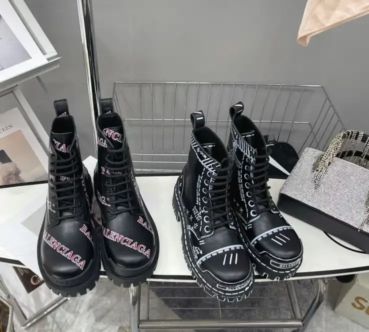 hype Balenciaga Boots