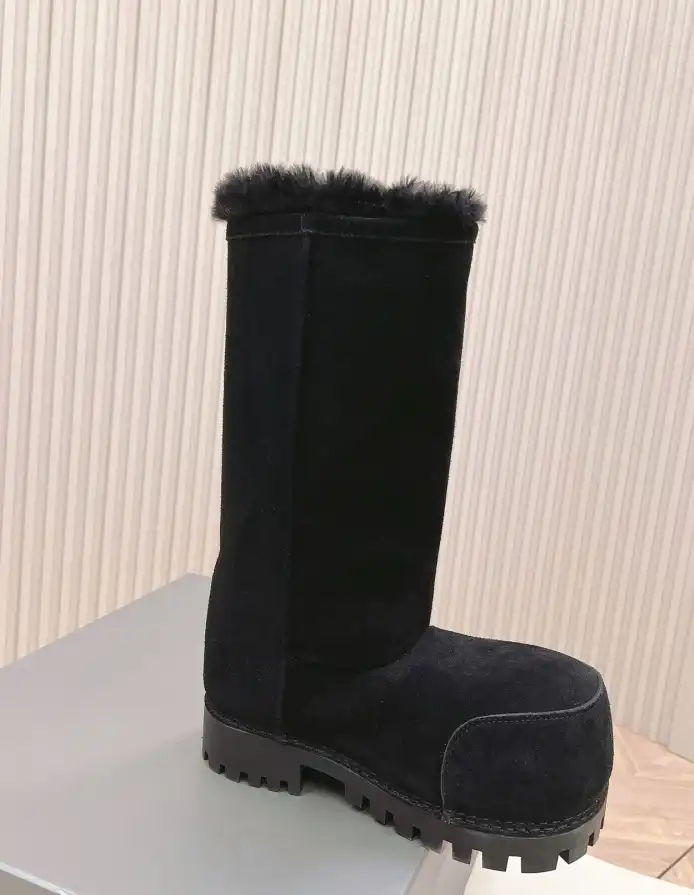 hype Balenciaga Boots