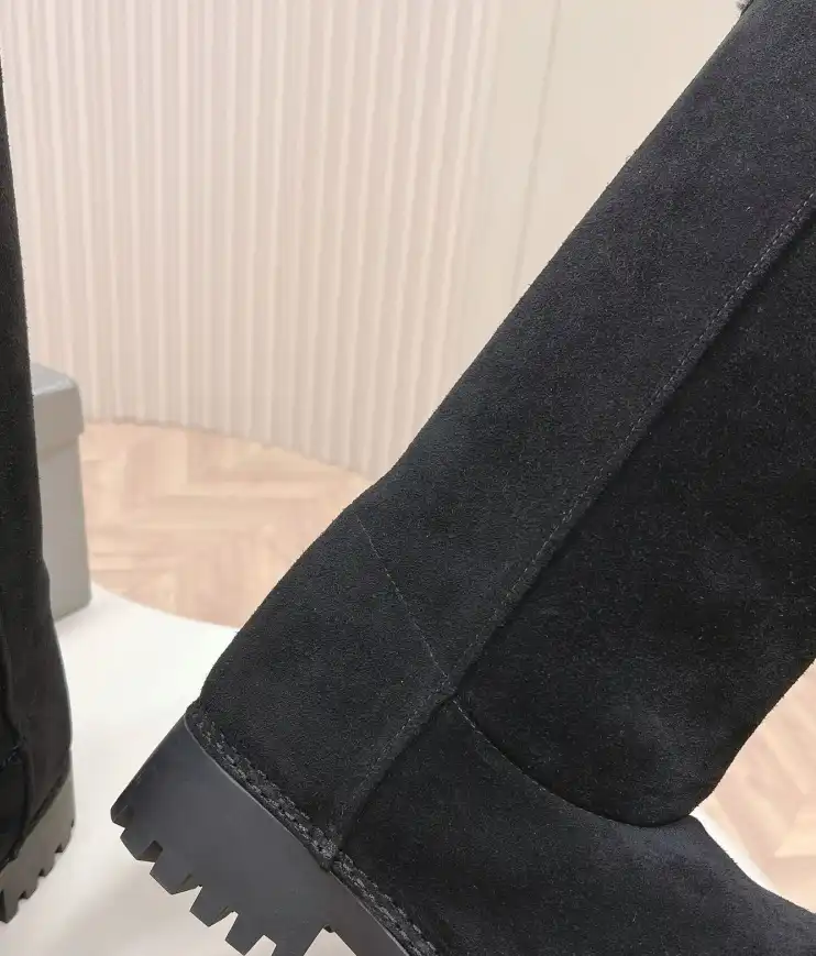 hype Balenciaga Boots