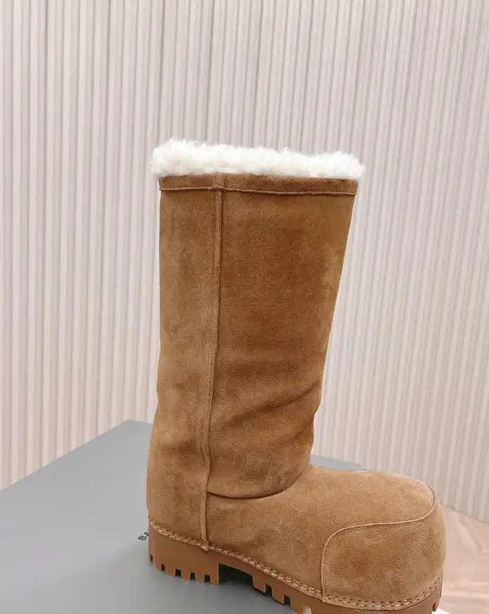 hype Balenciaga Boots