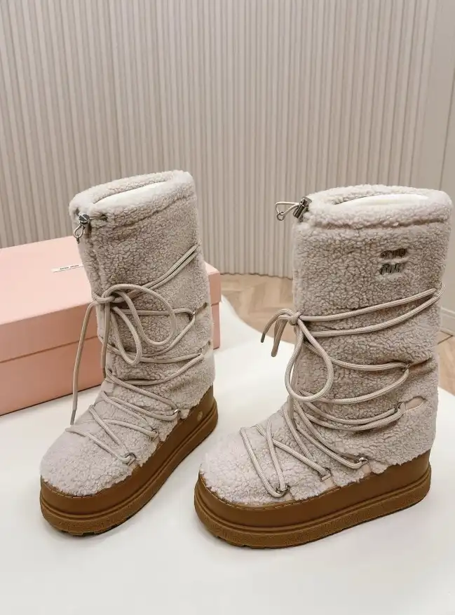 hype Miu Miu Boots