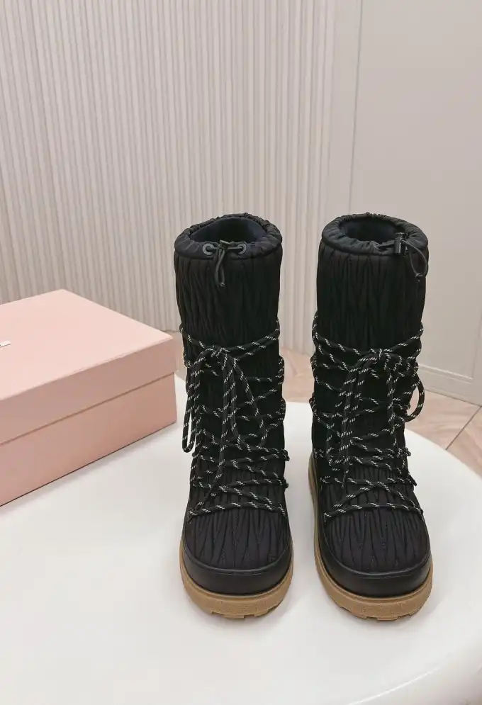 hype Miu Miu Boots