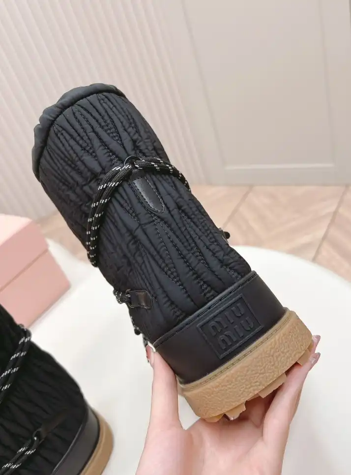 hype Miu Miu Boots