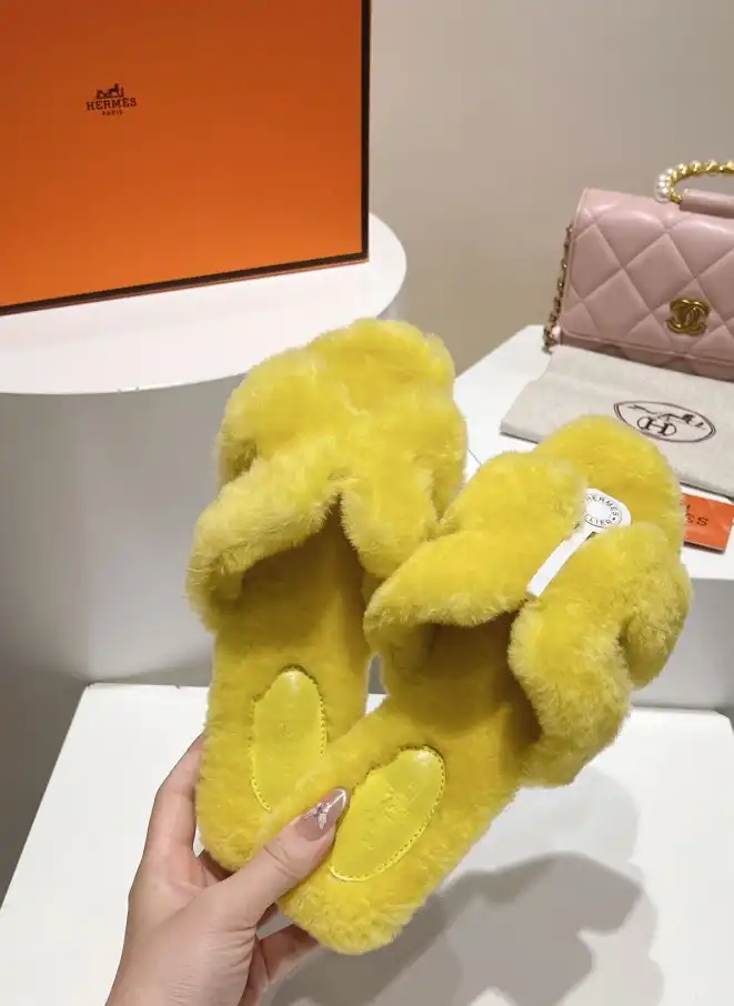 hype Hermes Slippers