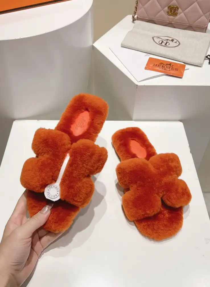 hype Hermes Slippers