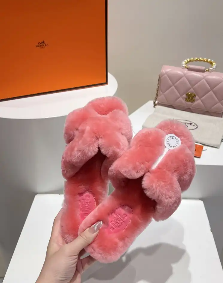 hype Hermes Slippers