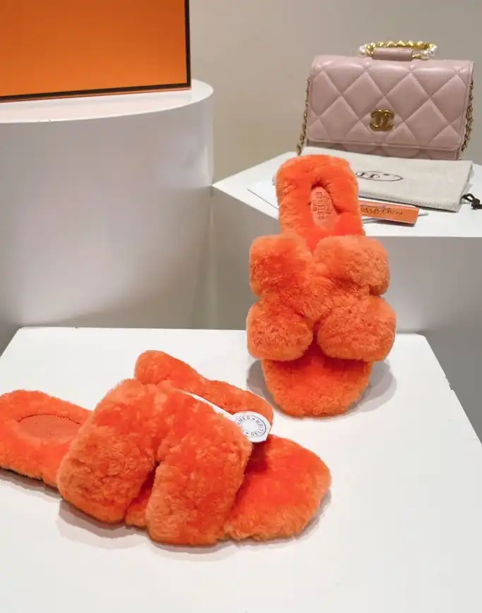 hype Hermes Slippers