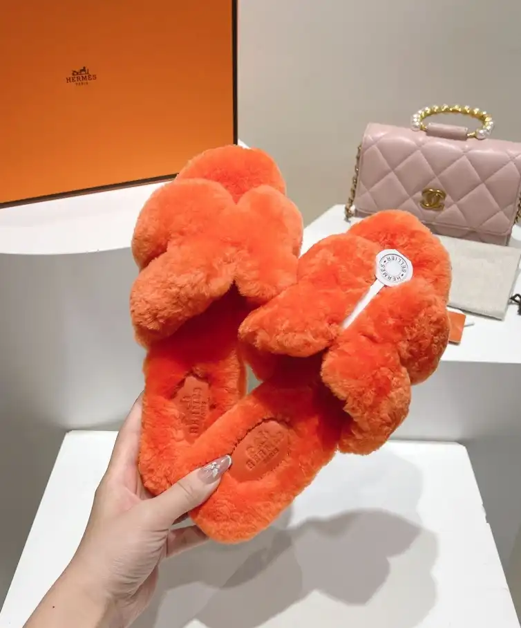 hype Hermes Slippers