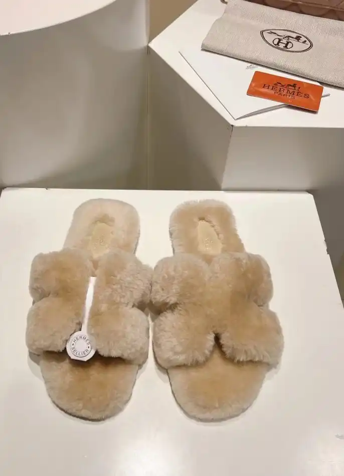 hype Hermes Slippers