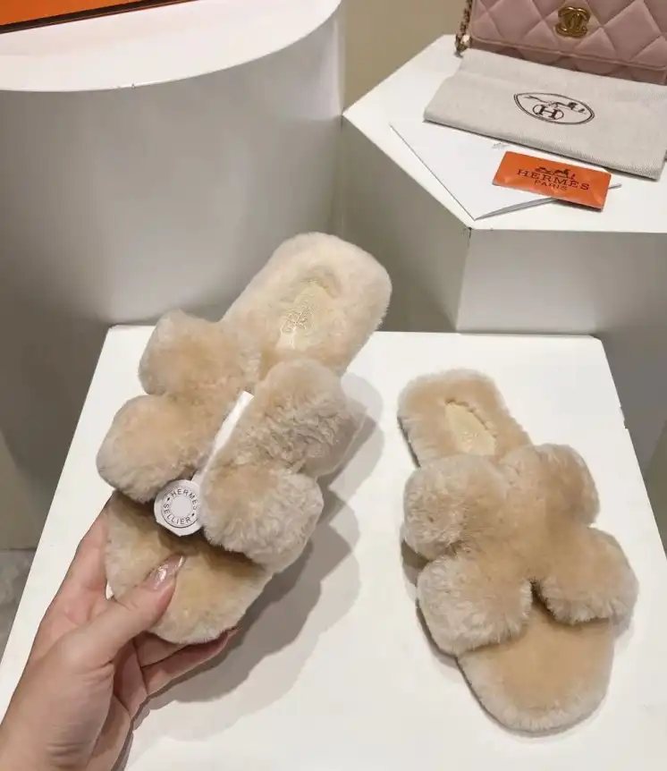 hype Hermes Slippers