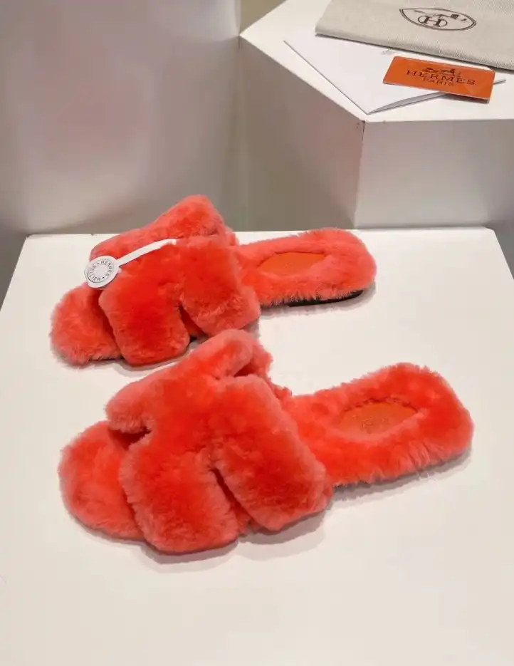 hype Hermes Slippers