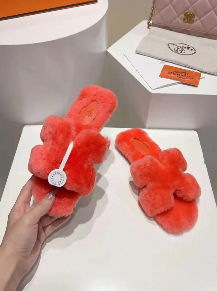 hype Hermes Slippers