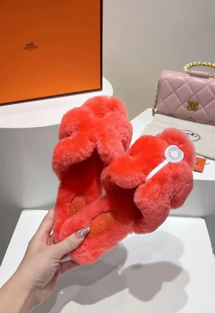 hype Hermes Slippers