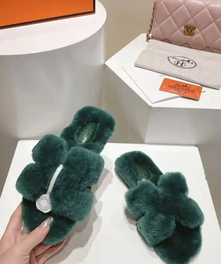 hype Hermes Slippers