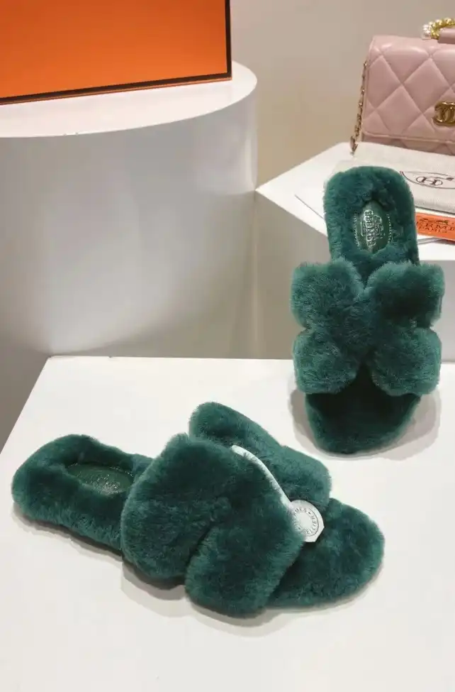 hype Hermes Slippers