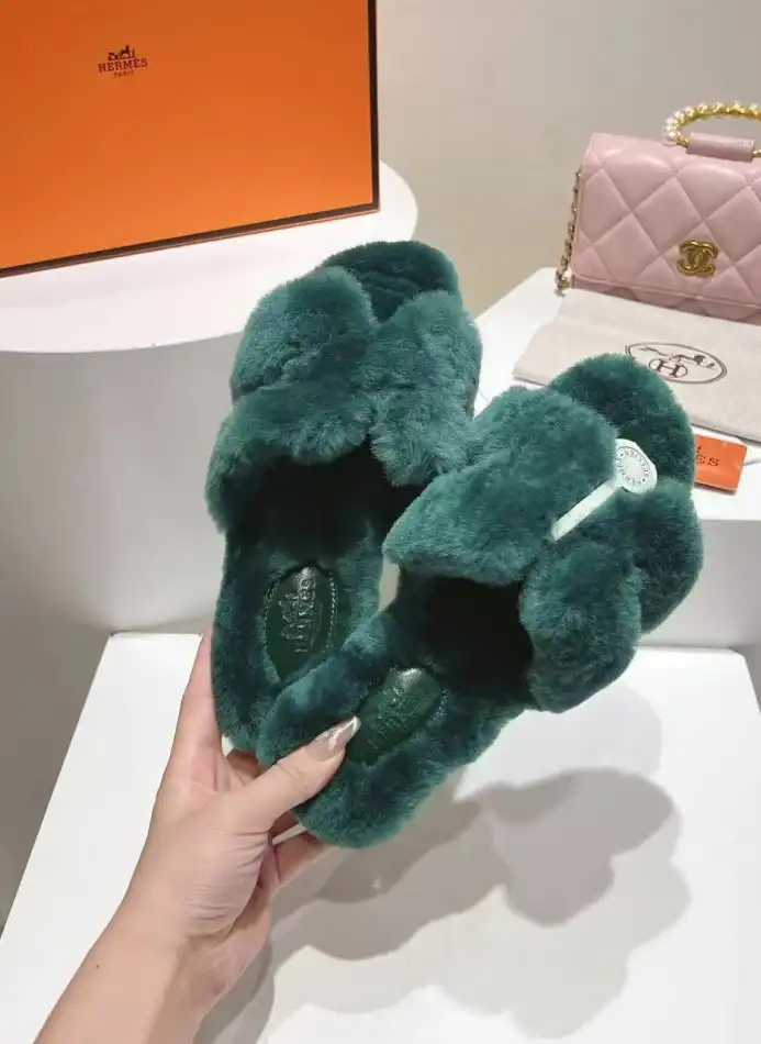 hype Hermes Slippers