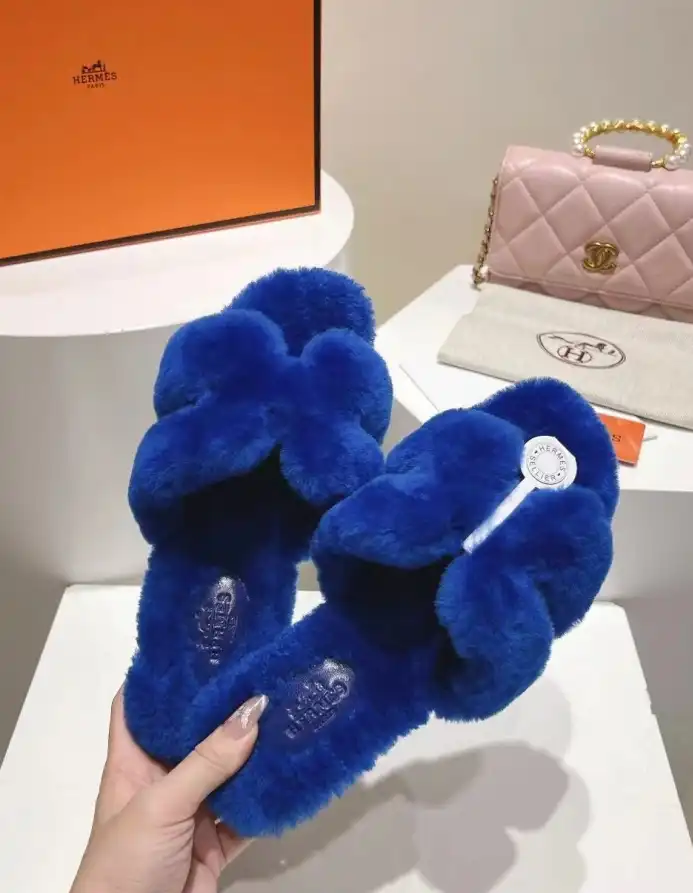 hype Hermes Slippers