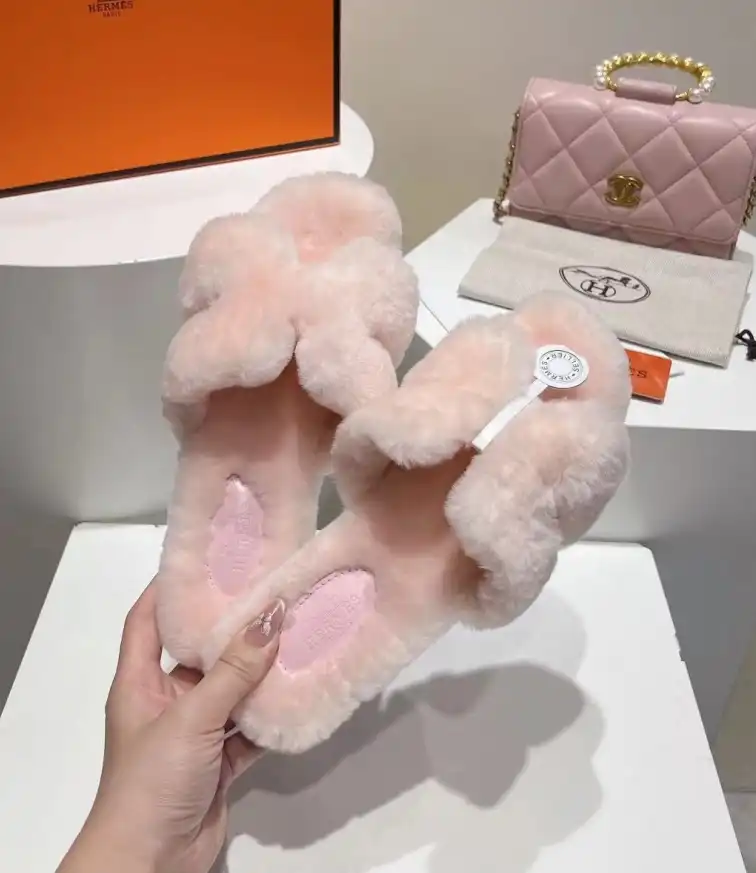 hype Hermes Slippers