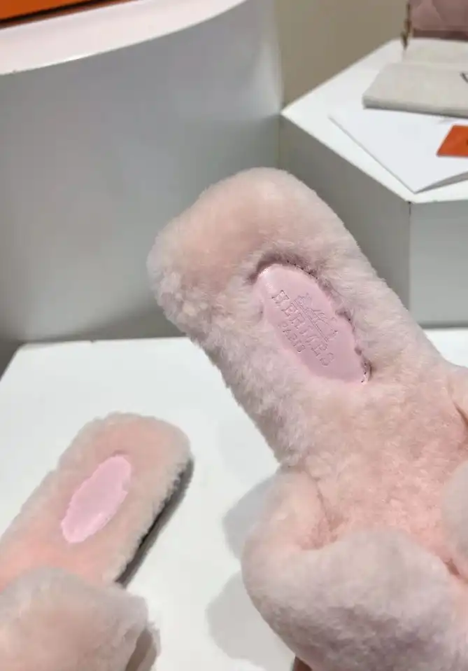 hype Hermes Slippers