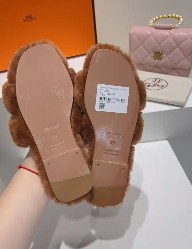 hype Hermes Slippers