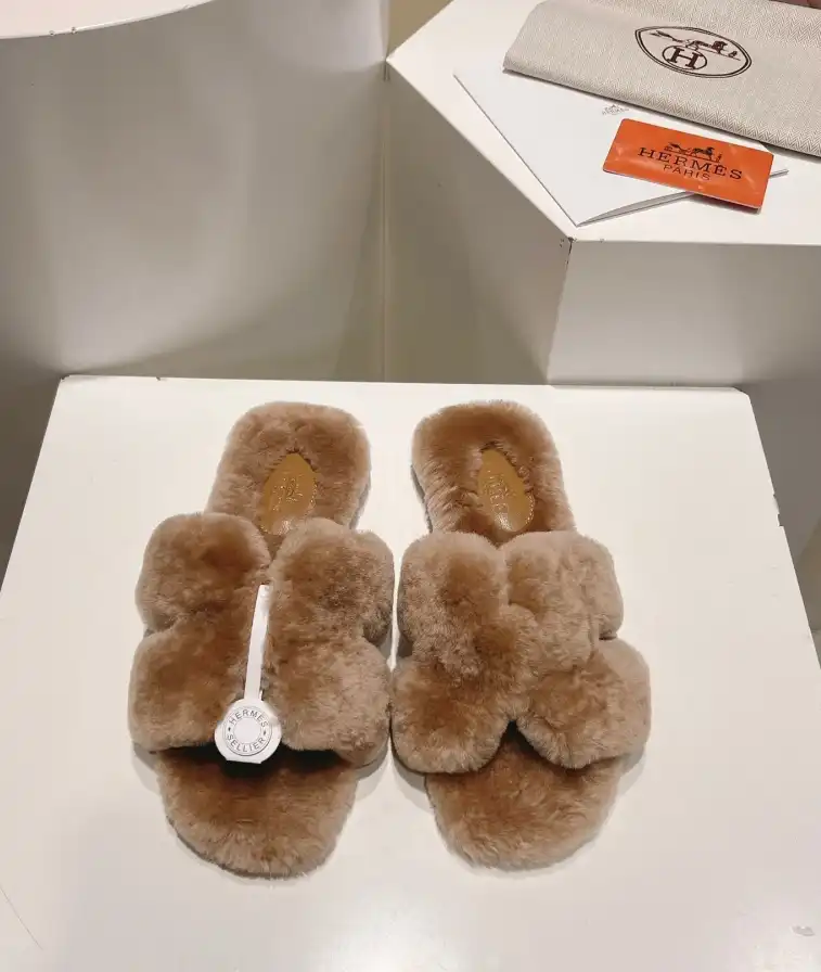 hype Hermes Slippers