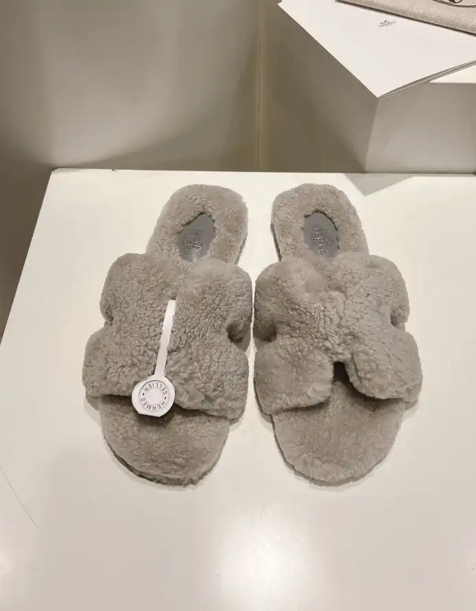 hype Hermes Slippers