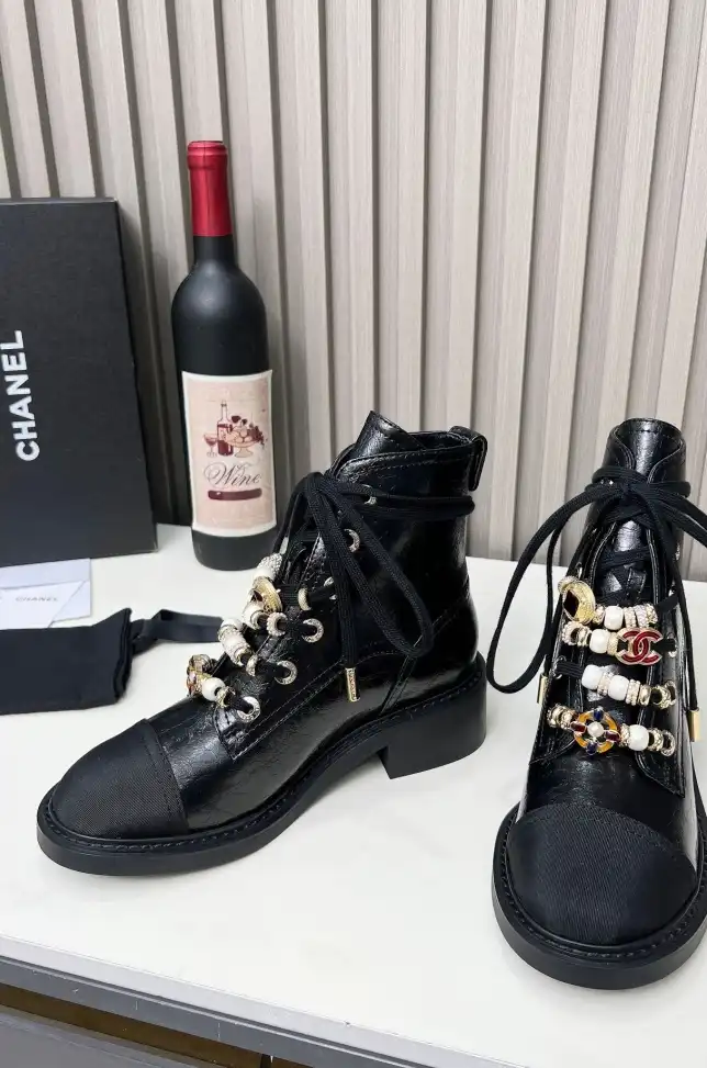 hype Chanel Boots